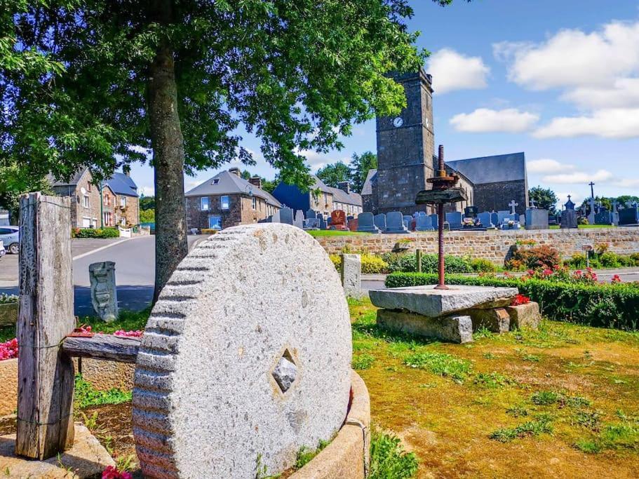 Country Side Haven Two Double Ensuite Bedrooms Couples Exclusive Rate Offered Saint-Michel-de-Montjoie المظهر الخارجي الصورة